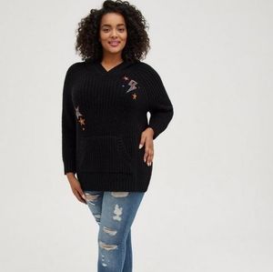NWT Torrid Raglan Embroidered Star Hoodie Sweater